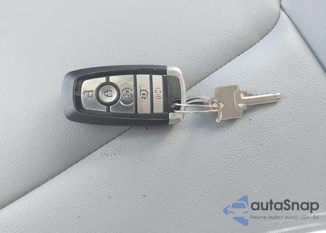 2021 Ford Explorer Xlt from USA, damaged, VIN 1FMSK8DH2MGA21667